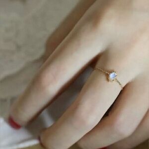 14K Moonstone Chain Ring